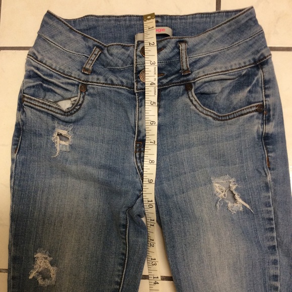 Refuge Women’s Distressed High Waisted Jeans Sz 2 - Picture 3 of 6